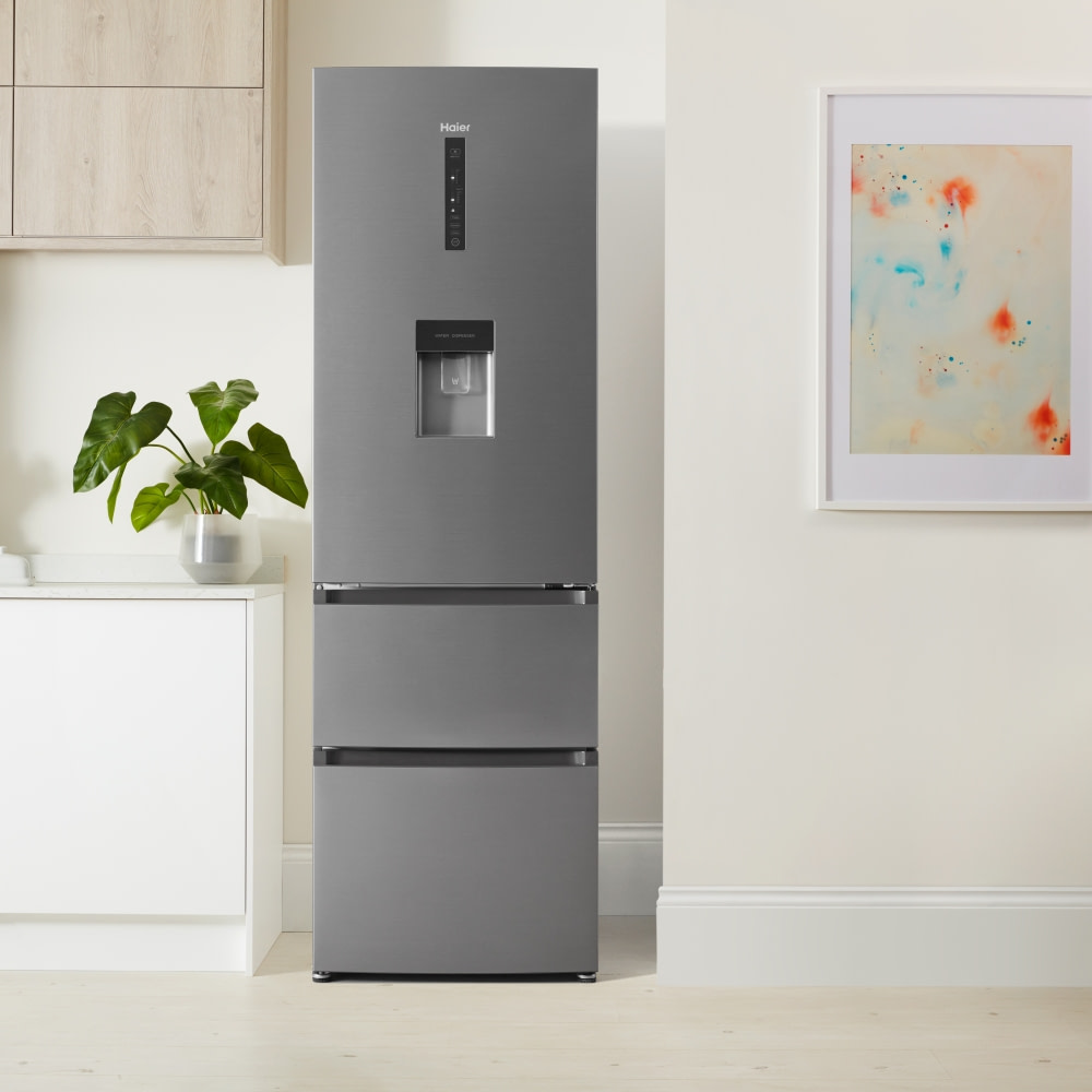 Haier AFE635CHJW 60cm MyZone Frost Free Fridge Freezer With Water