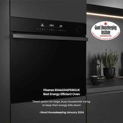 Image of the oven featuring the Good Housekeeping Institute Award badge