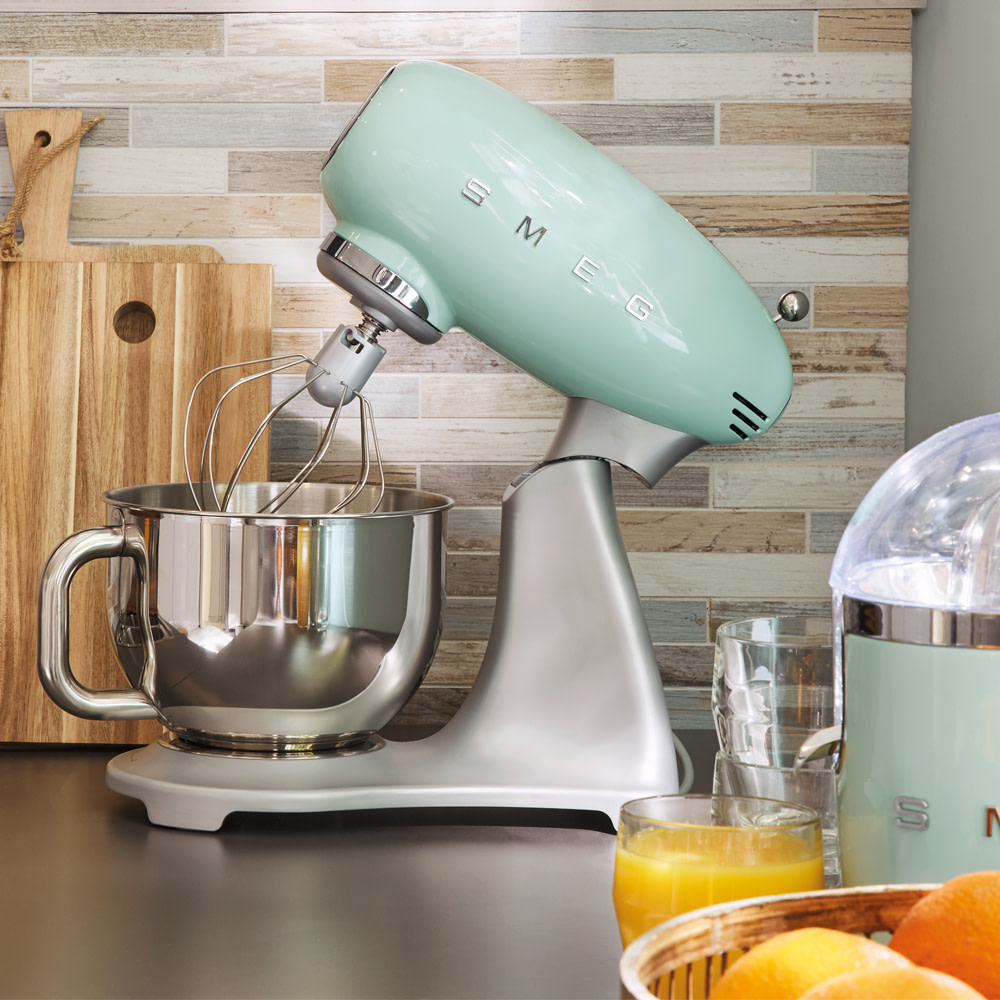Smeg SMF02PGUK Retro Stand Mixer PASTEL GREEN Appliance City