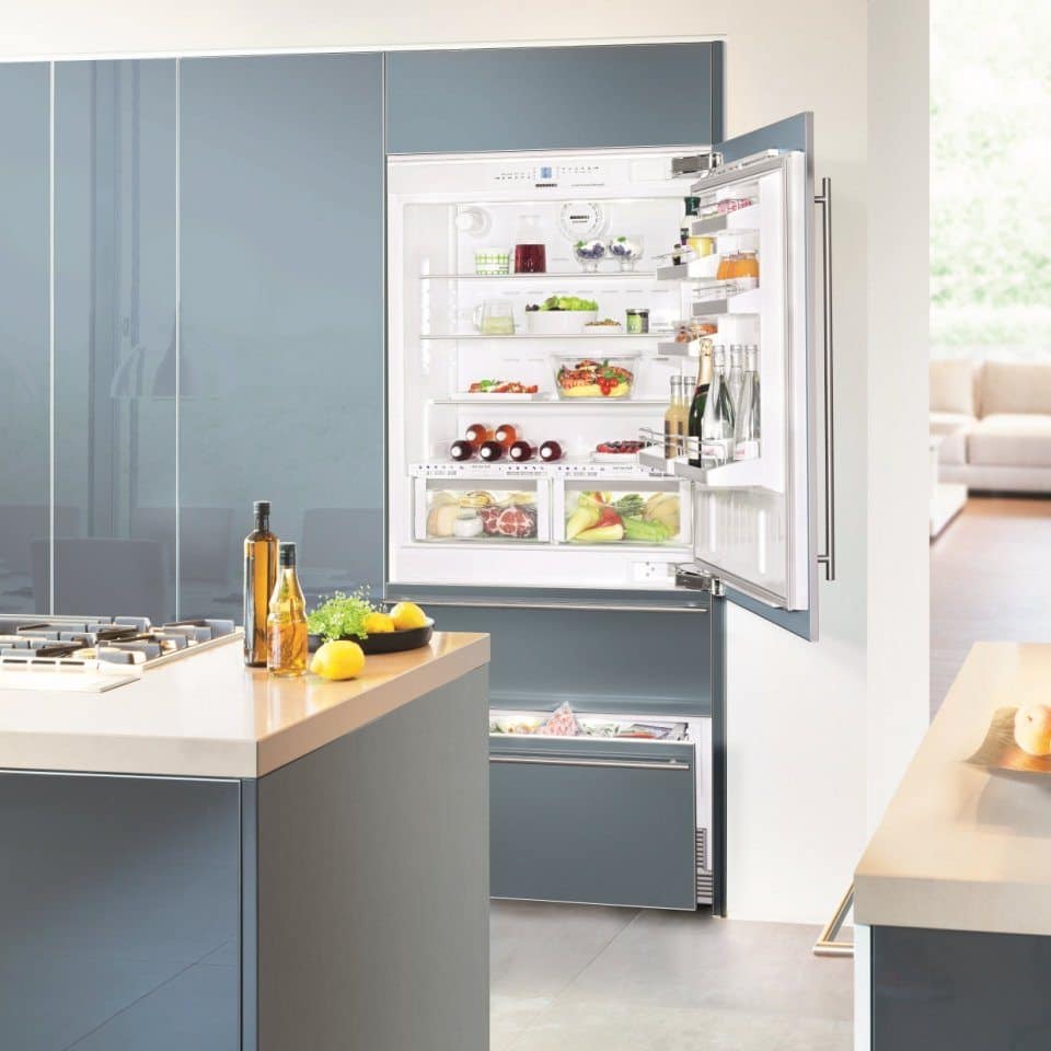 liebherr-ecbn6156-int