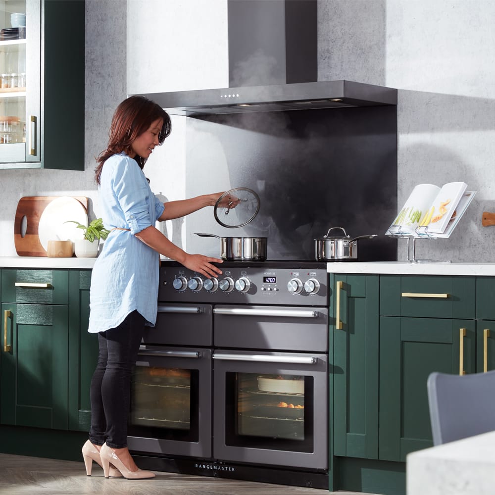 NEXSE110DFSS Induction Range SLATE Lifestyle