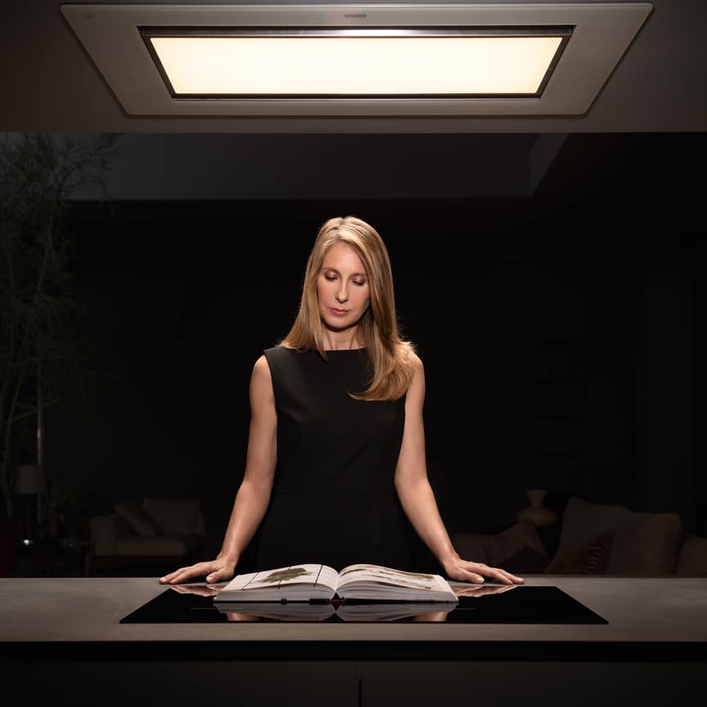 Mythos ceiling flat big