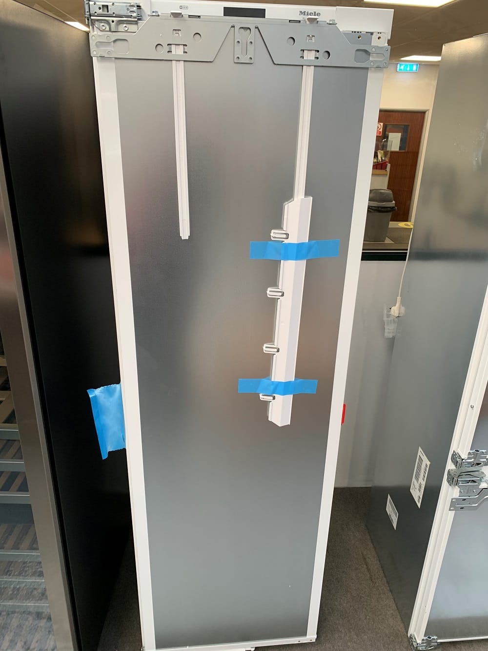 FNS37402I-ex display5