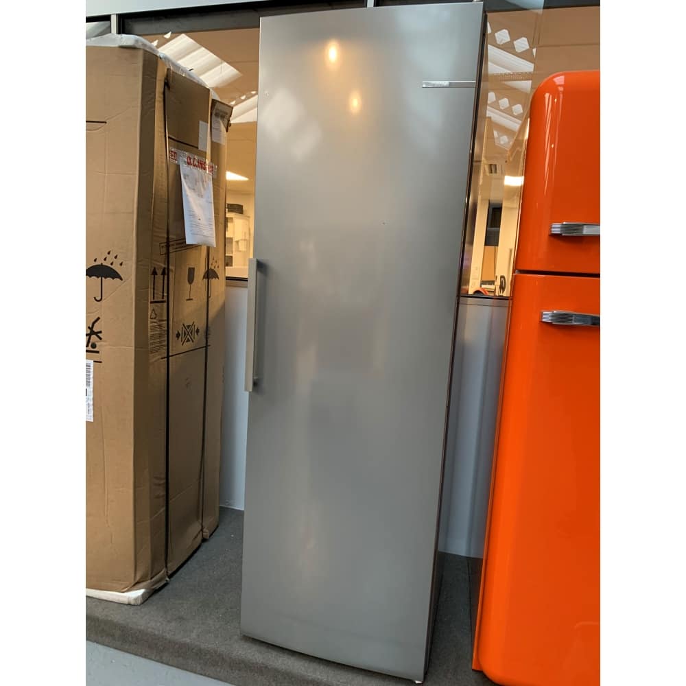 gsn36vlfp-exdisplay-3