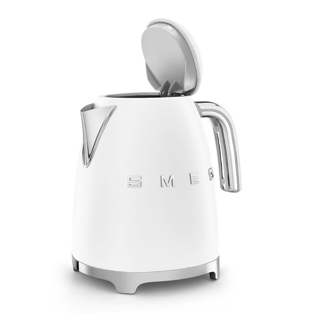 Smeg-klf03whmuk-9 white smeg kettle