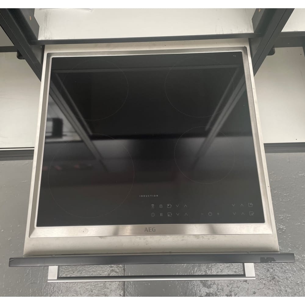 AEG-IKB64301XB-exdisplay1