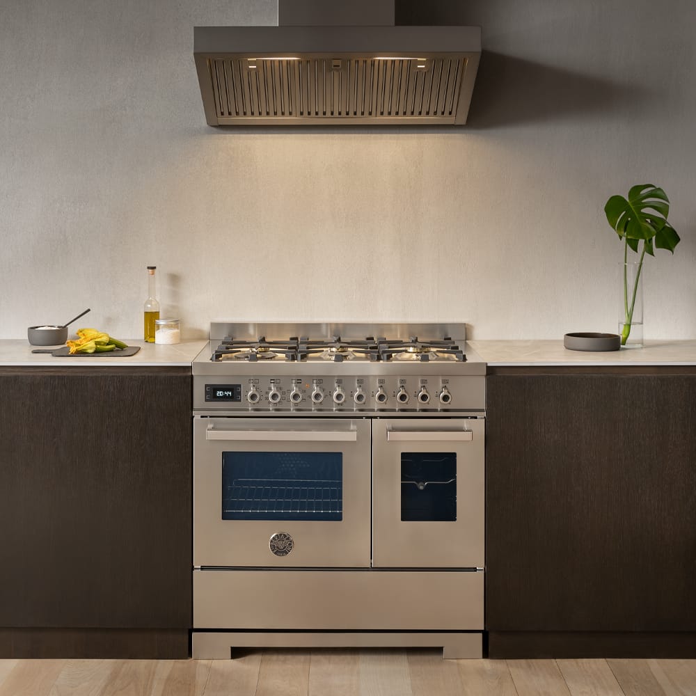 PRO96L2EXT Lifestyle