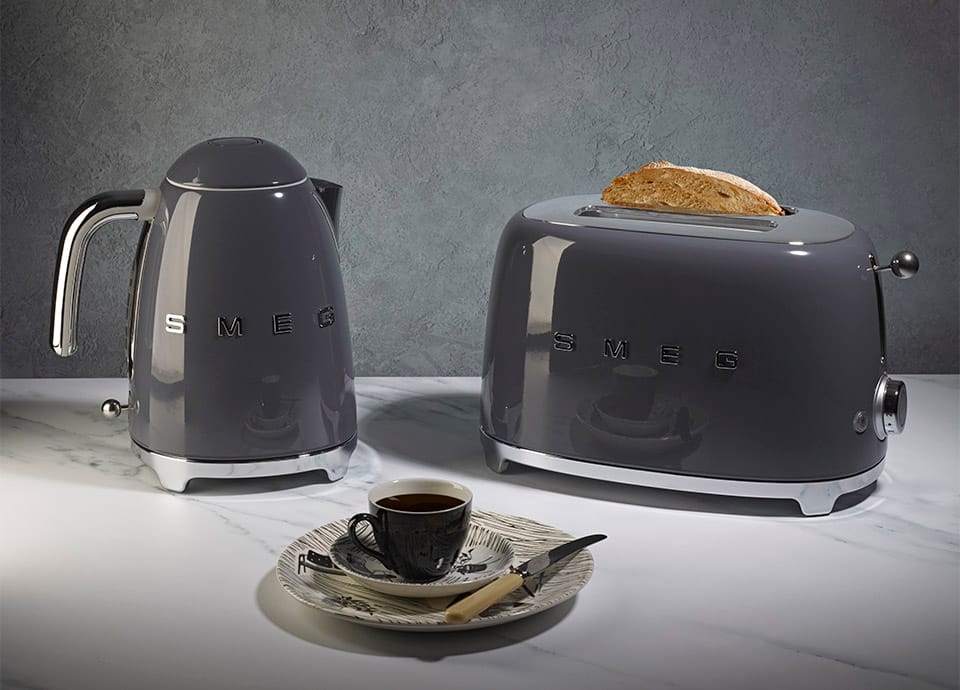 smeg-slate-grey-toaster-kettle