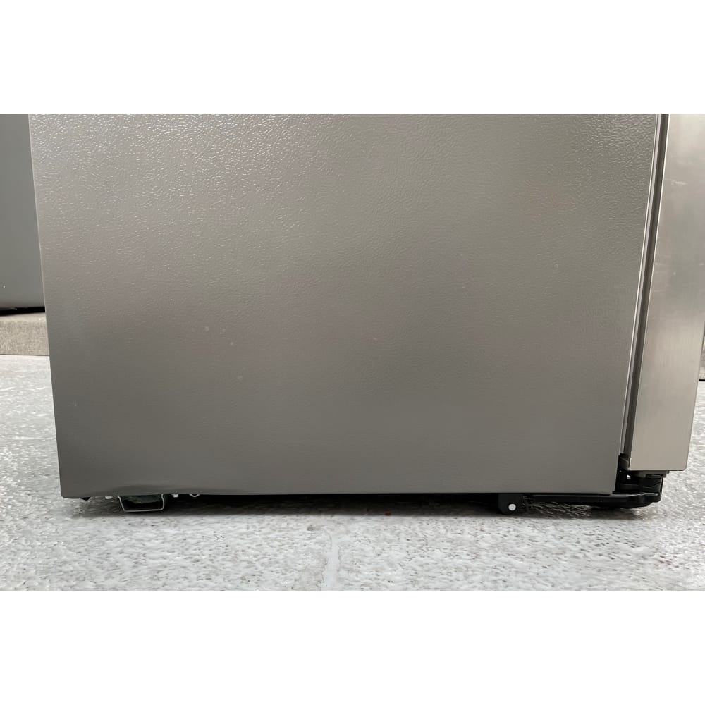 exdisplay2023-rs694n4icf-2