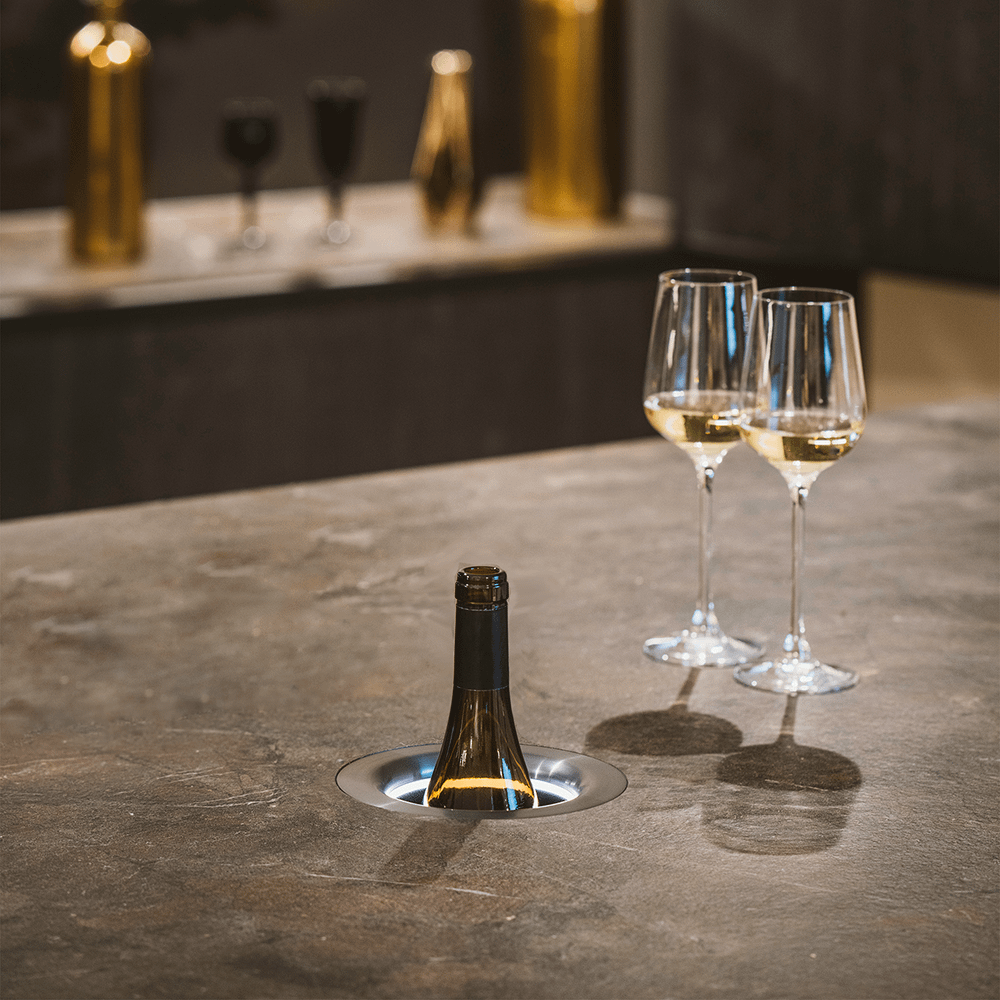 Flush_Gun Metal 1000x1000