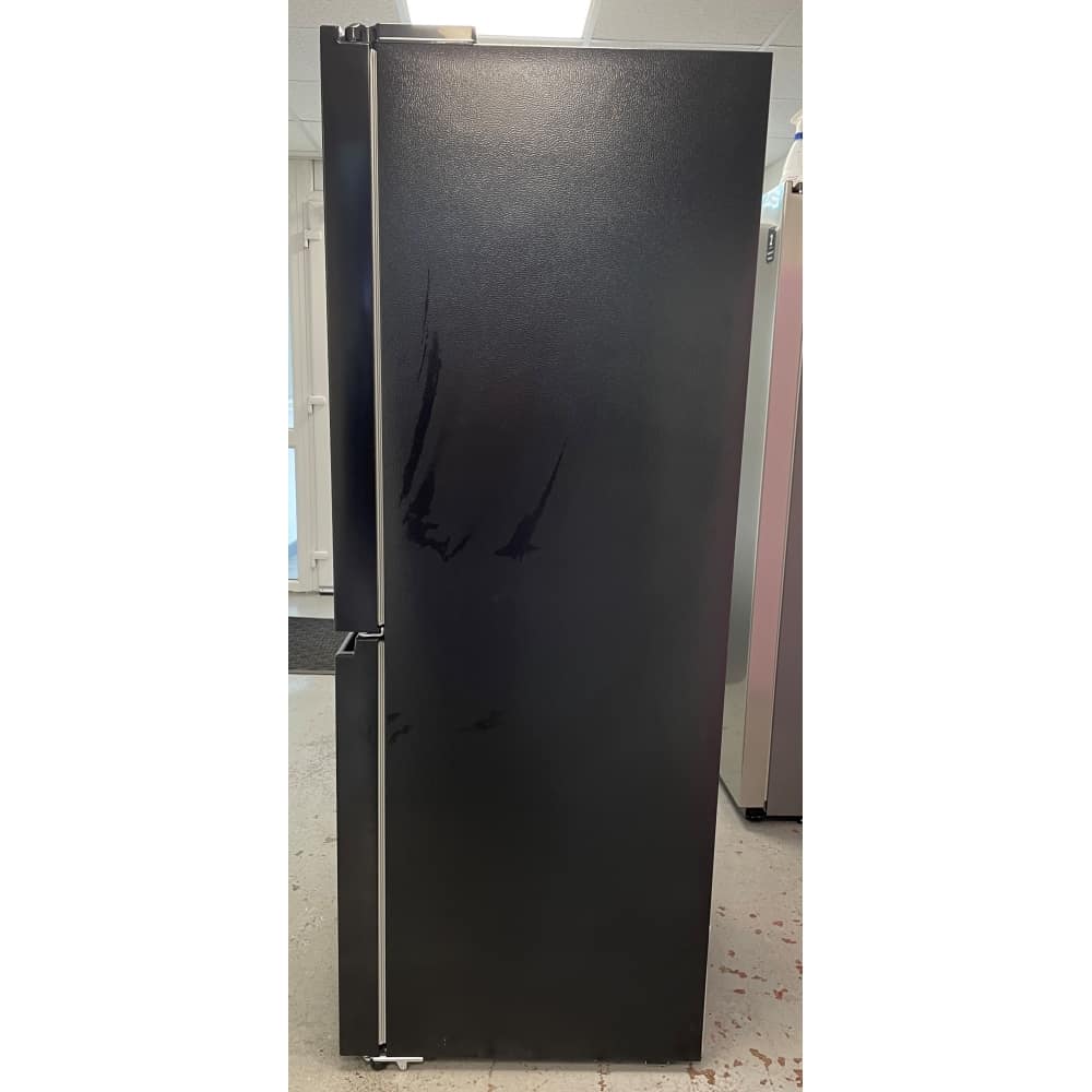 exdisplay2023-RQ560N4WBF-1