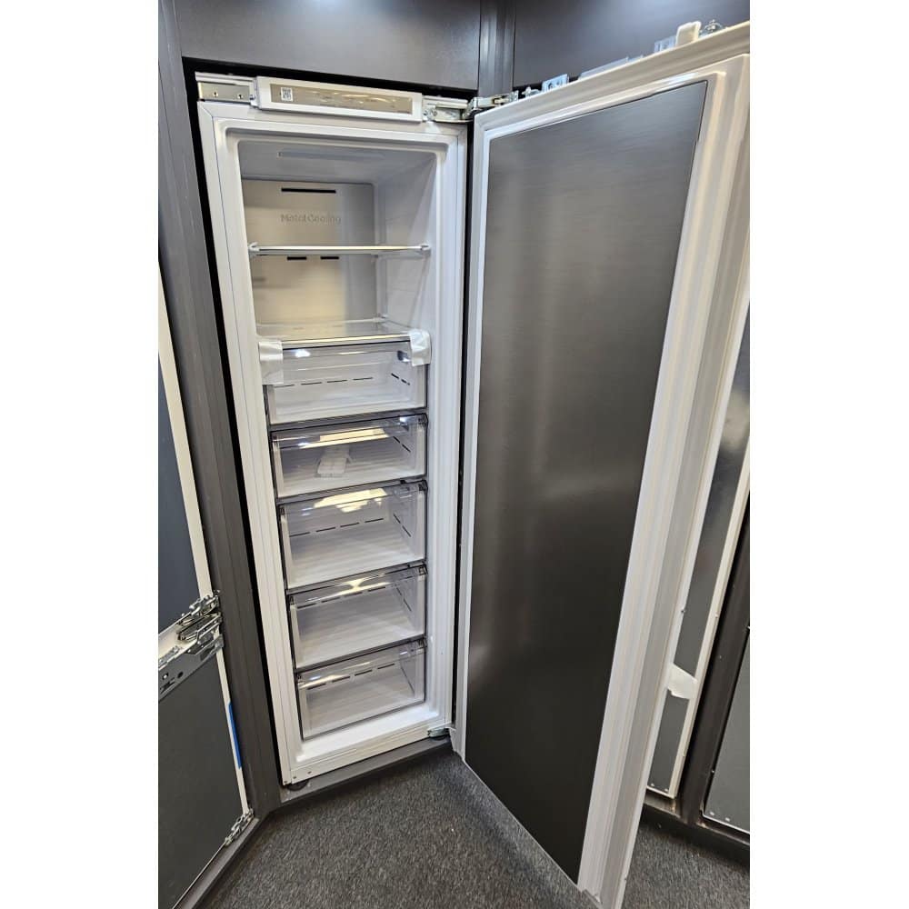 Samsung-brz22720eww-exdisplay-oct2024-1