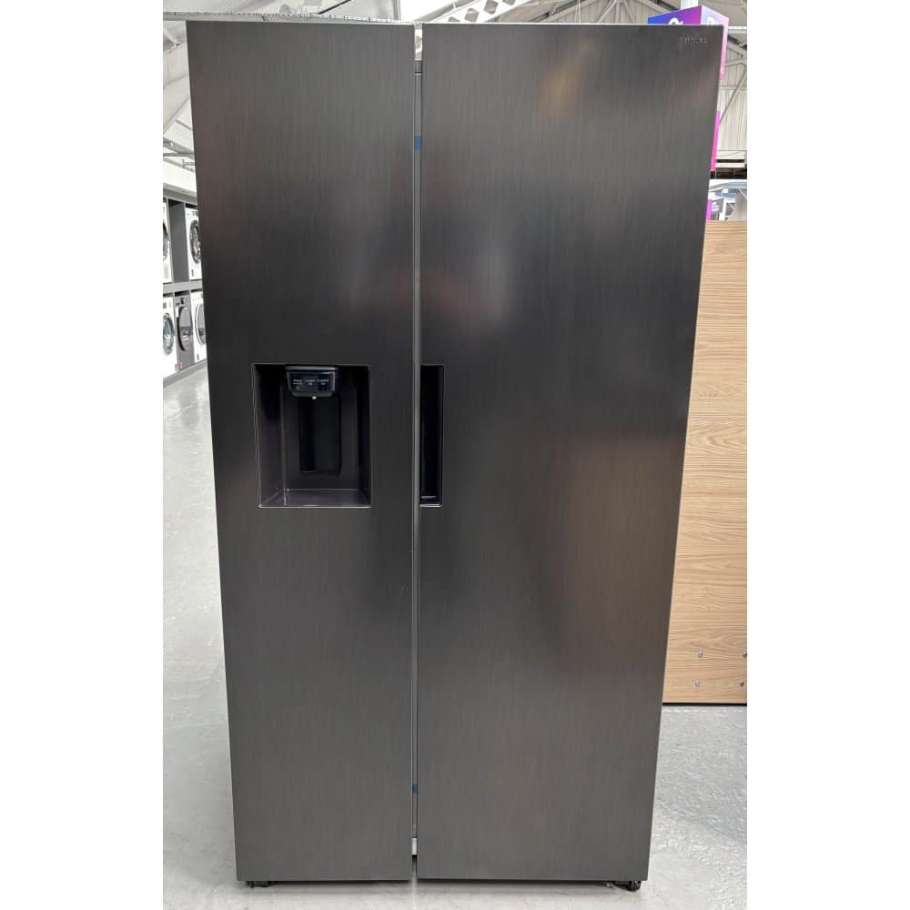 Samsung-RS67A8811B1-exdisplay-april2025-1