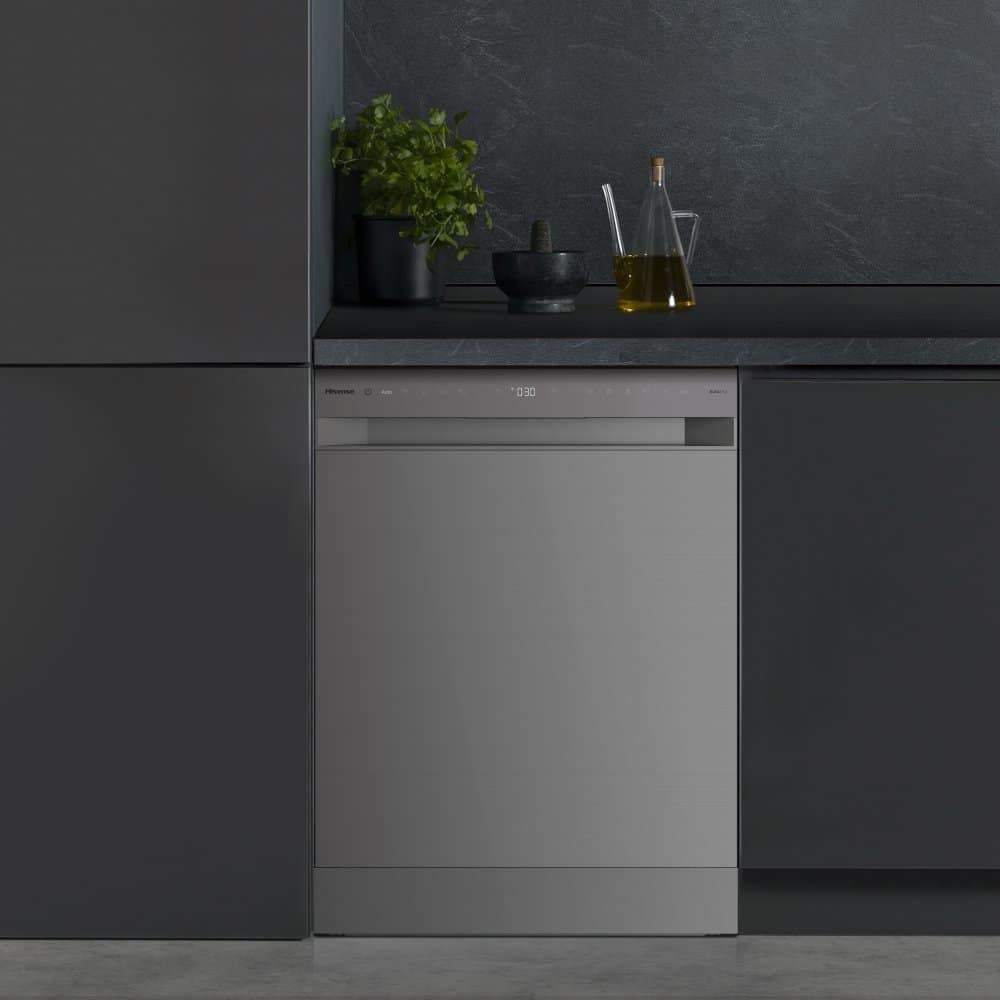 Hisense-HS693A90XADUK-16