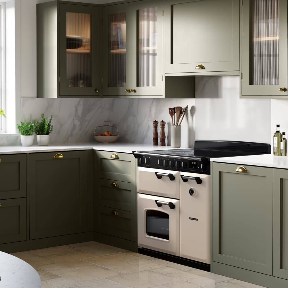 CL90EIPPCR 90cm Cream Classic Induction Lifestyle