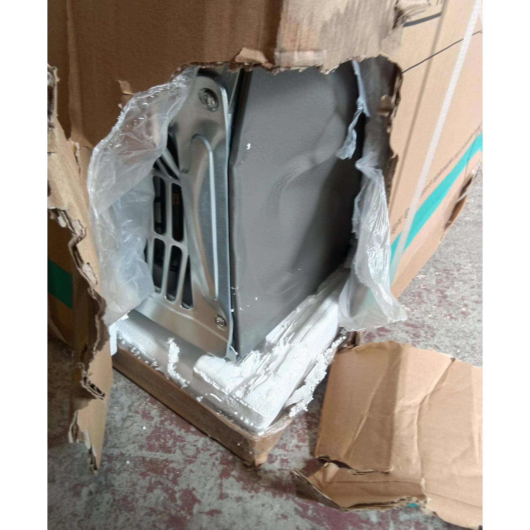 Hisense-RF749N4SWSE-DAMAGED-july2026-1