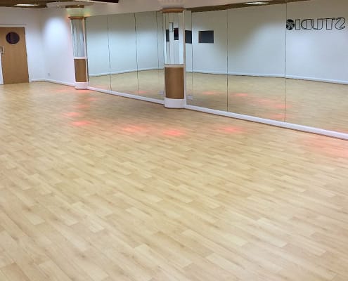 Dynamic Wood Effect Dance Floor at Studio 76
