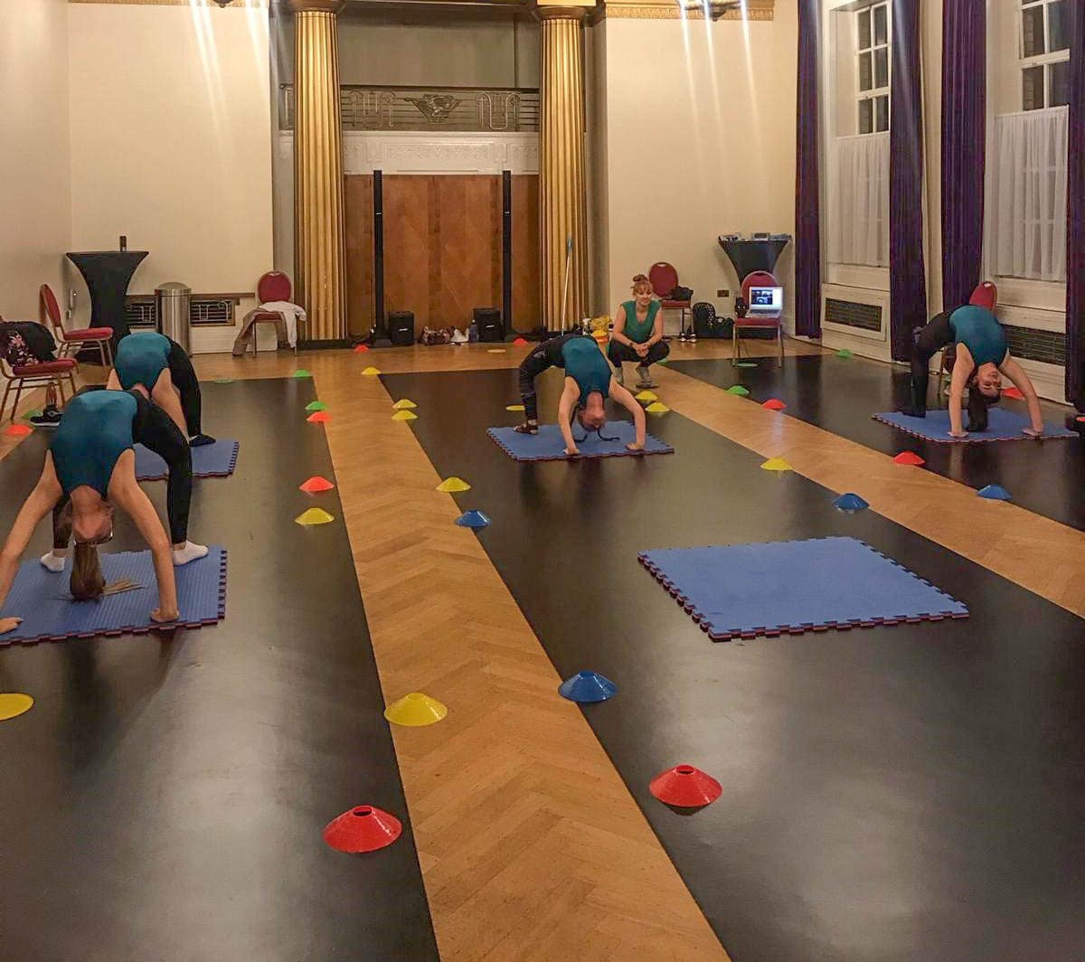 Low cost dance floor for temporary venue Le Mark Group