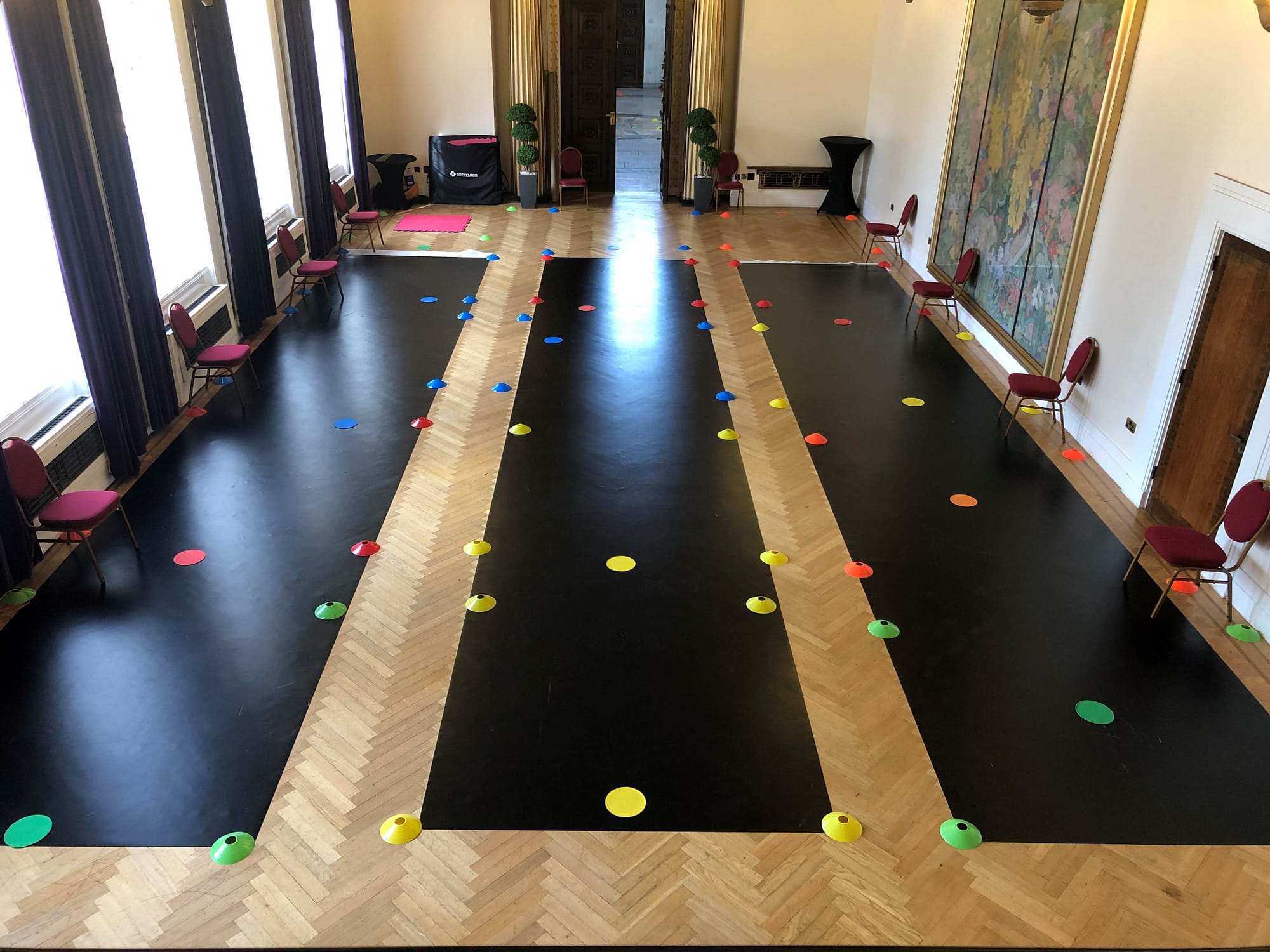 Low cost dance floor for temporary venue Le Mark Group